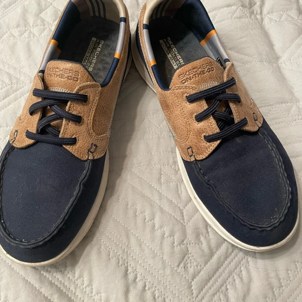 Skechers Men's Blue and Beige Sneakers